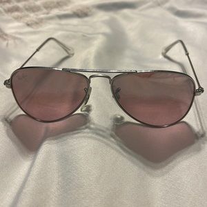 Junior official Rayban aviator sunglasses. Like new!